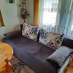 здравец Holiday home Yagodina