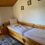 Holiday home здравец *