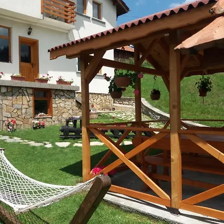 здравец Holiday home